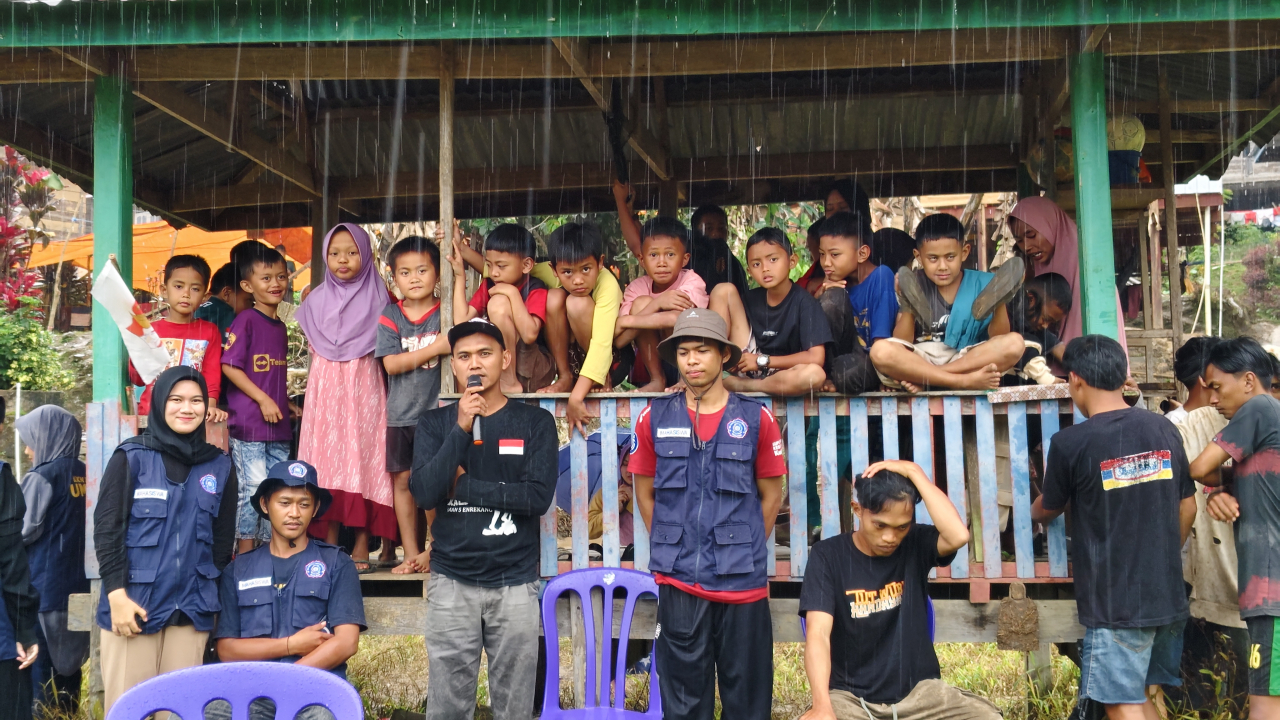 PEMBUKAAN PERAYAAN HUT RI KE-79 TAHUN 2024 DUSUN DEA KAJU, DESA KADINGEH