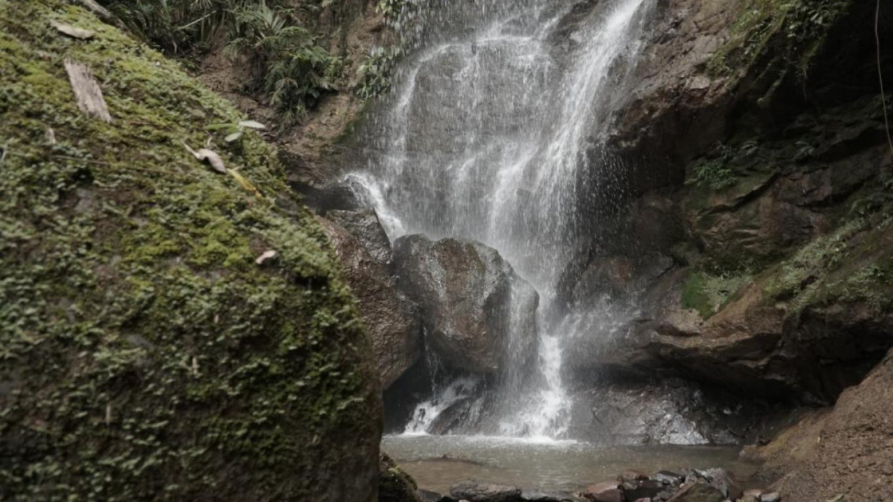 Air Terjun Sarambu Alla
