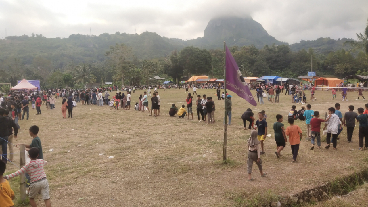 IKPMB Cup di Desa Bambapuang Berlangsung Meriah