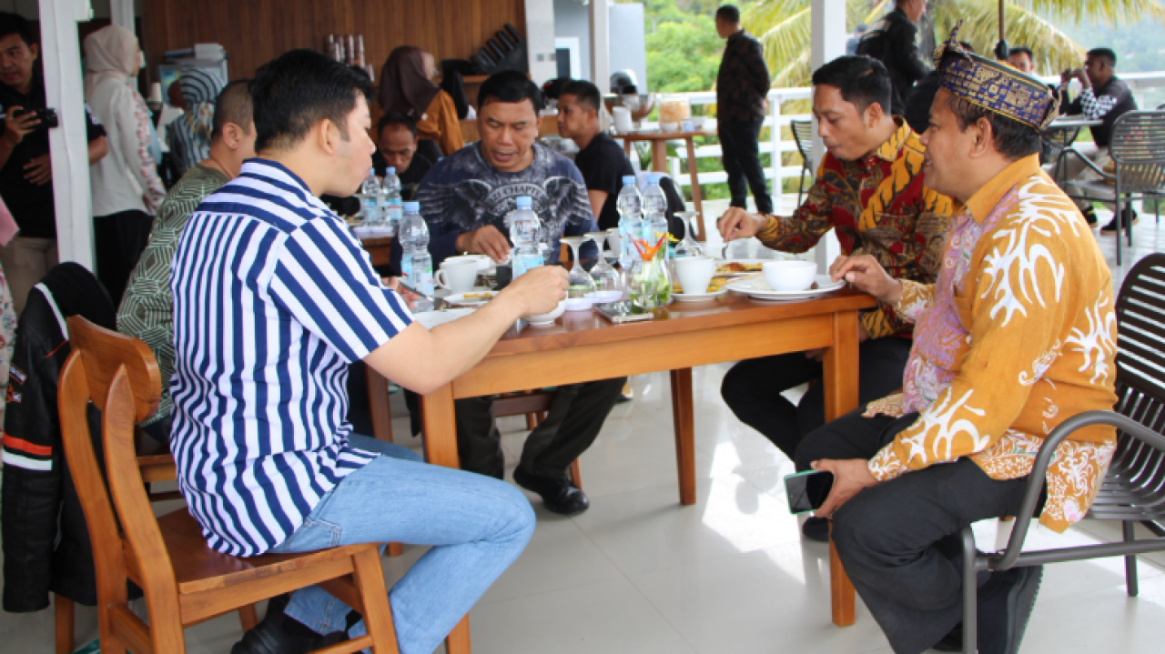 Touring Pemantauan Kewilayahan, Kapolda Sulsel Bahas Sikamtibmas dengan Kapolres Enrekang