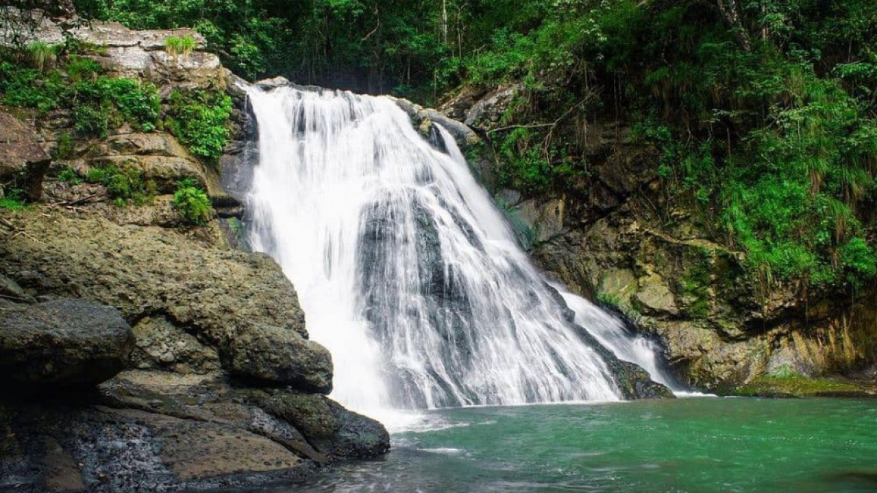 Air Terjun Lewaja