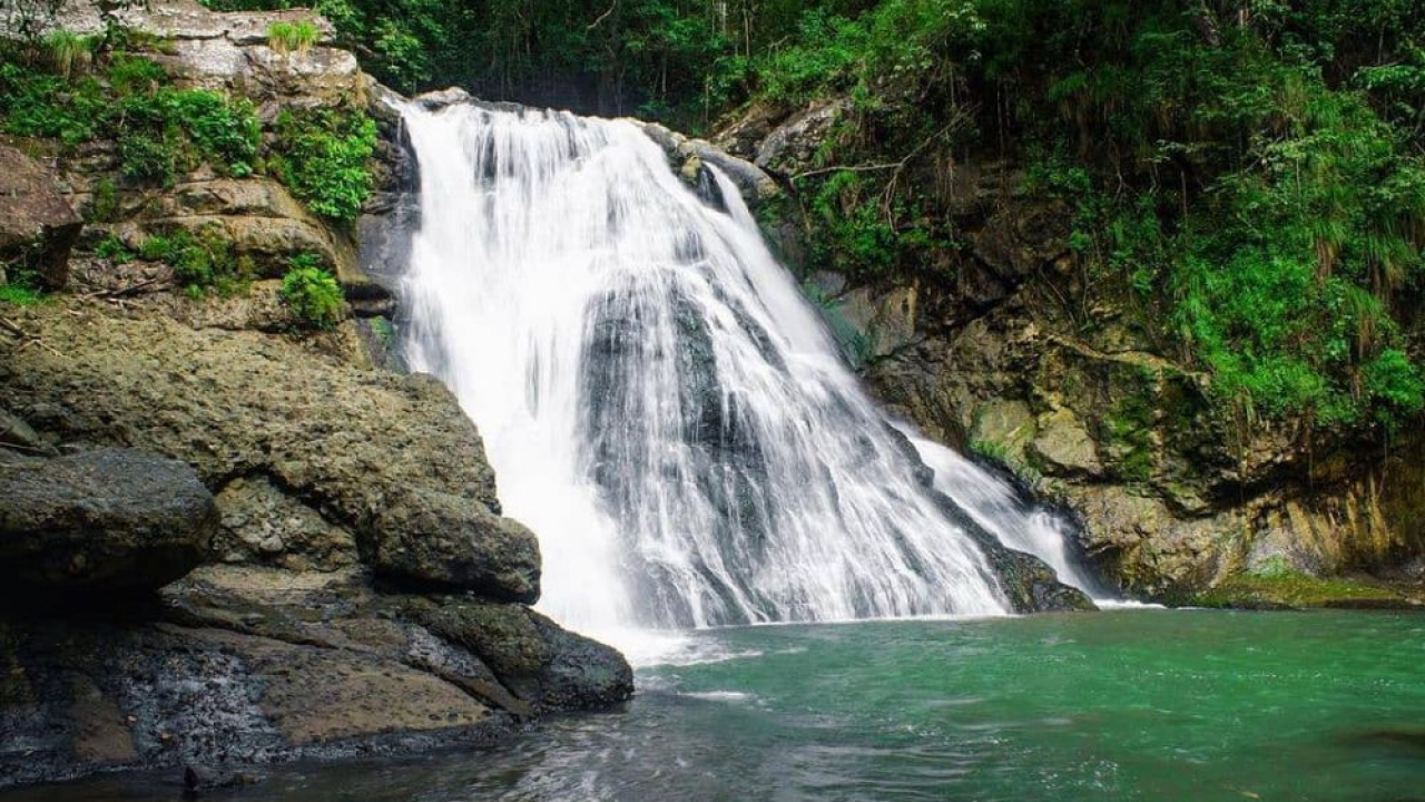 Air Terjun Lewaja