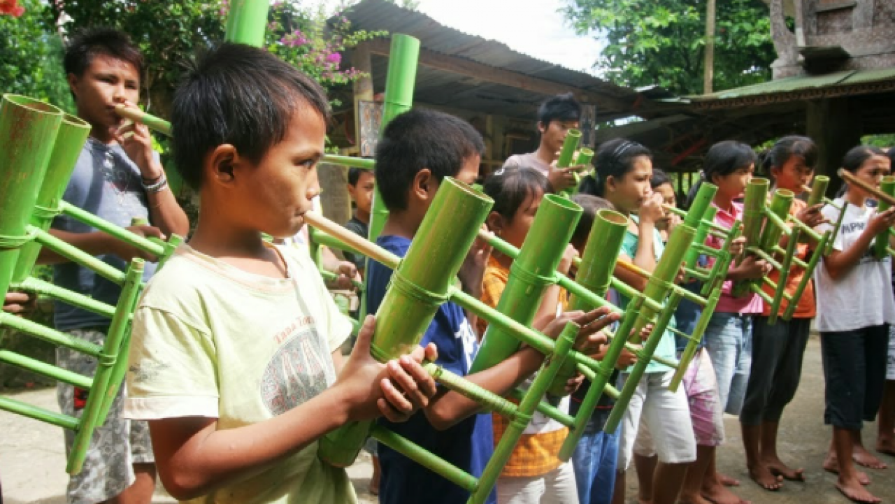 Musik Bambu Tradisional "Baru'tung"