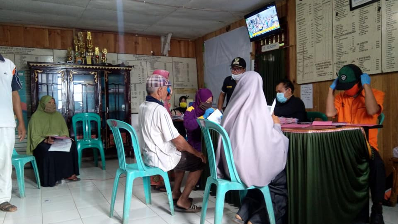 Penyaluran BST POS Desa Pasui dan Lunjen