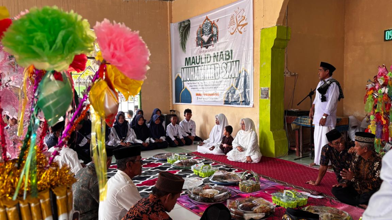 Peringatan Maulid Nabi Muhammad SAW di Pesantren AL Zakiyah
