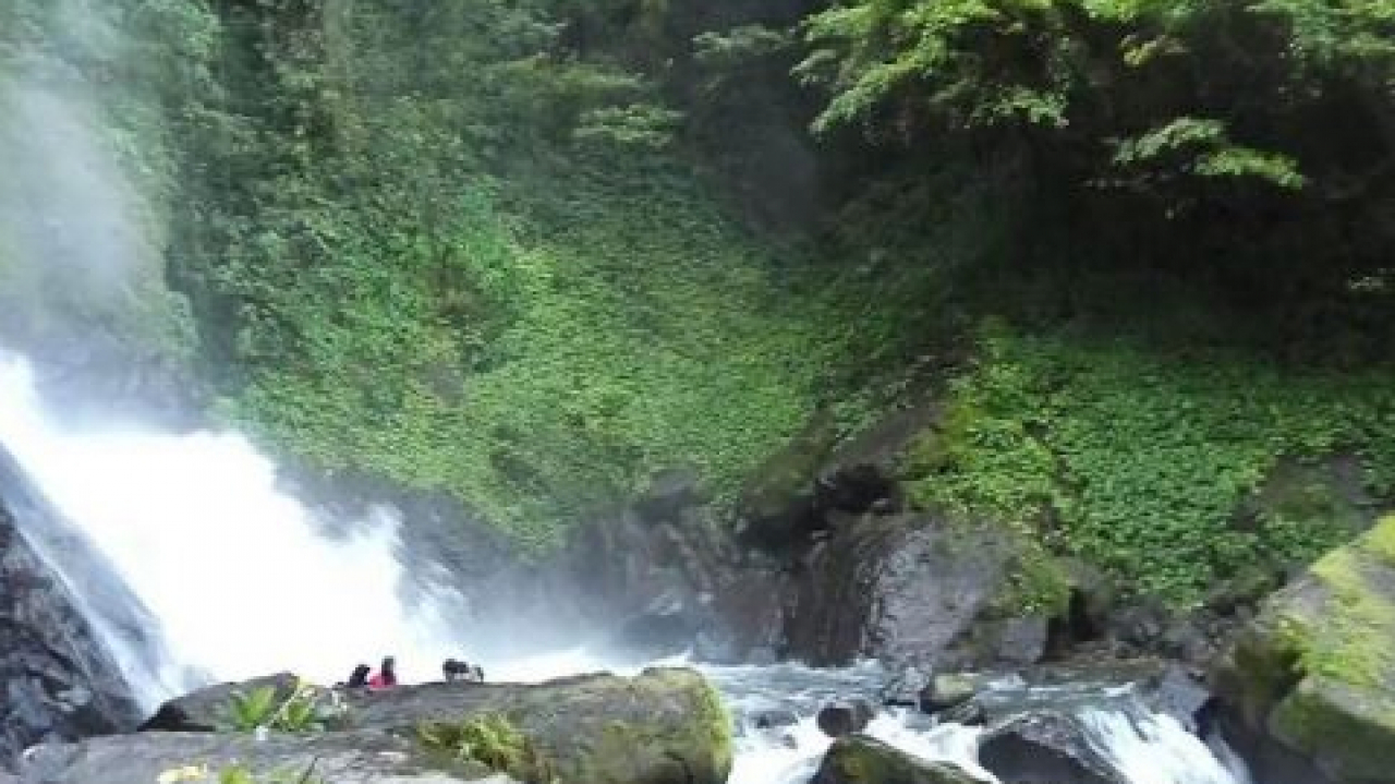 Air Terjun Ma'gandang Andulan Siteba