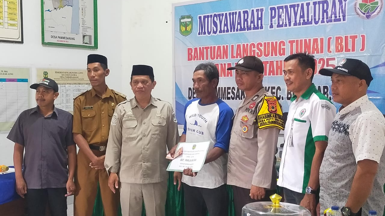 BLT Dana Desa 2025 Cair, Warga Pammesakang Luwu Tersenyum