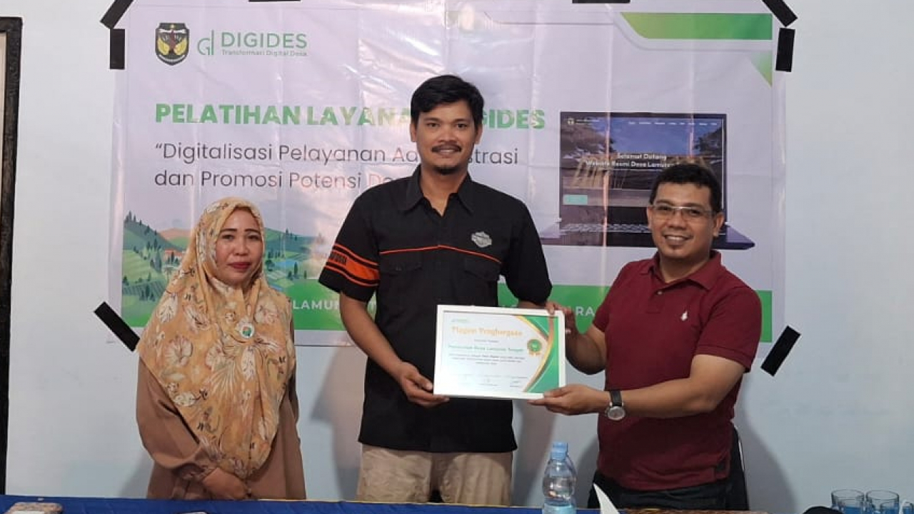 Desa Lamunre Tengah Tingkatkan Pelayanan dan Promosi Potensi Desa Melalui Pelatihan Digitalisasi