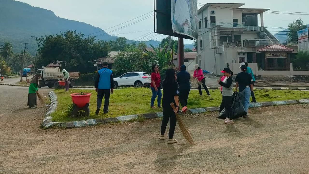 JUM'AT BERSIH JUARA