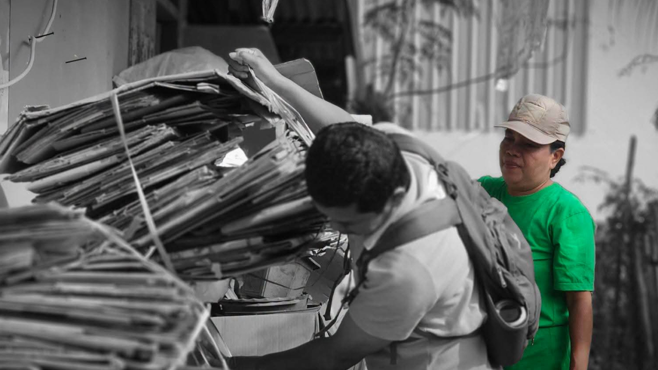 KEGIATAN RUTIN SETIAP BULAN BANK SAMPAH LOWITA DESA TABARANO