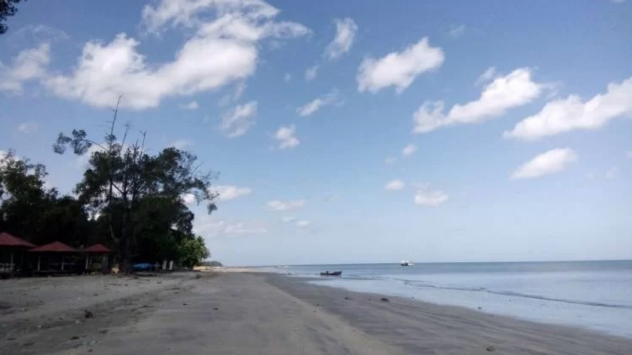 Pantai Pitura