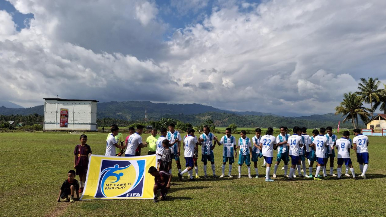 Lanjutan Turnamen Sepak Bola HUT RI Zona 2 di Desa Konaweha