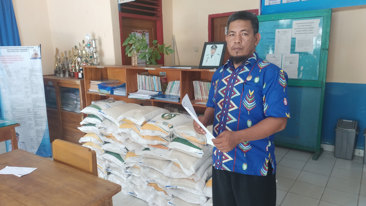 Bantuan Pangan di Kelurahan Tumpas