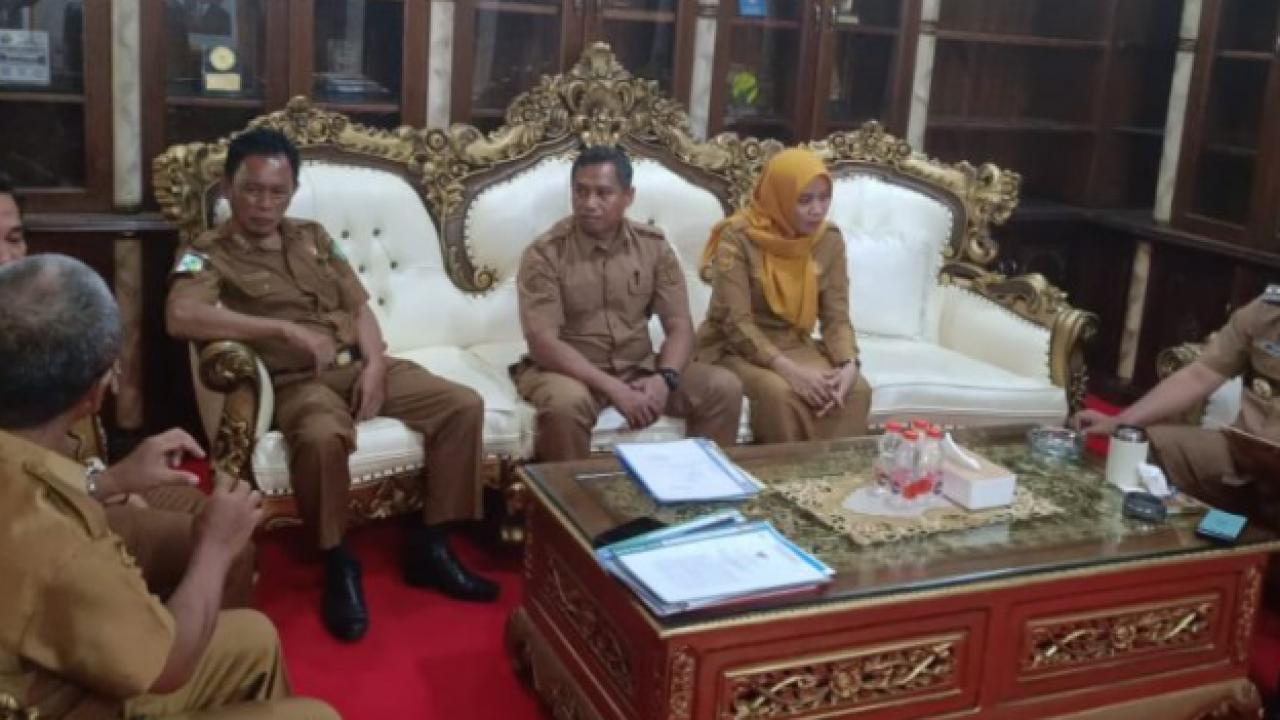 Pj Bupati Konawe Beri Arahan Bagi ASN yang Malas Berkantor
