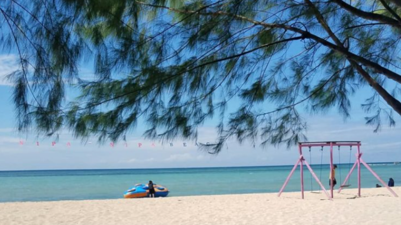 Pantai Toronipa