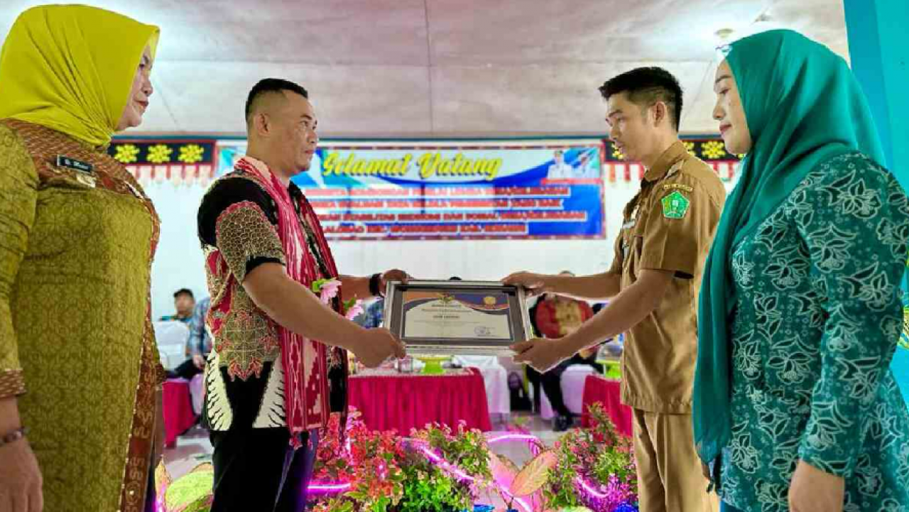 Kunjungi Desa Lalohao, Tim Penilai Lomba Evaluasi Tata Kelola Pemerintahan