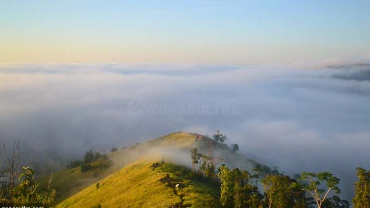 Puncak Ahuawali