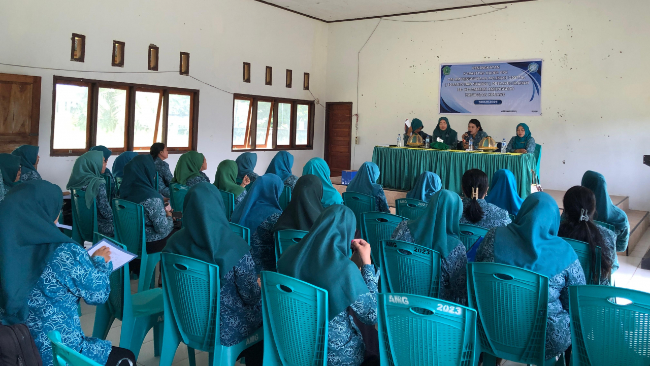 Ketua dan Sekretaris PKK Desa Watulawu Ikuti Peningkatan Kapasitas Kader PKK 2025 di Kecamatan Amonggedo