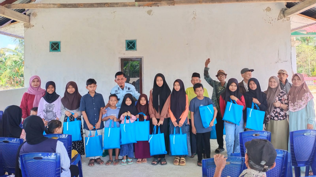 Pemdes Watulawu Salurkan Program Bantuan Siswa Berprestasi Tahun 2025 untuk Tingkat SD hingga SMA