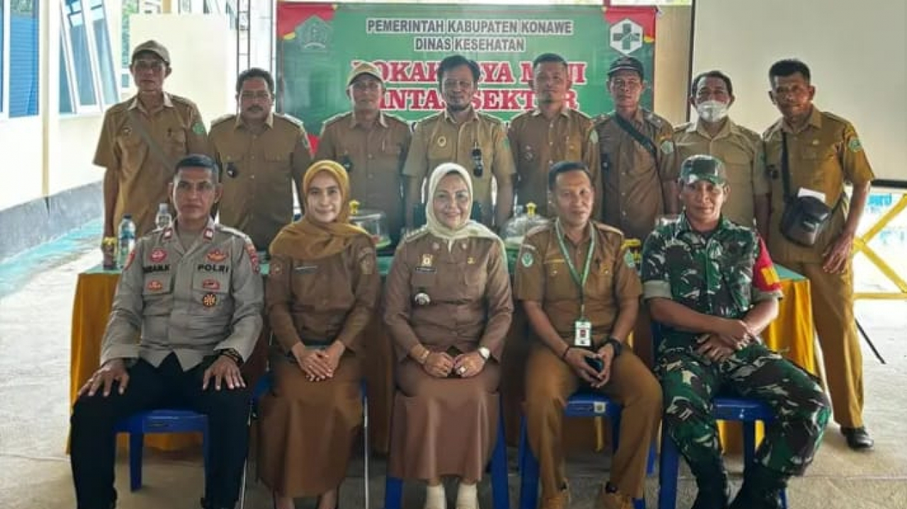 Seluruh Kepala Desa Se-Kecamatan Amonggedo Hadiri Lokakarya Mini Lintas Sektor di UPTD Puskesmas Amonggedo