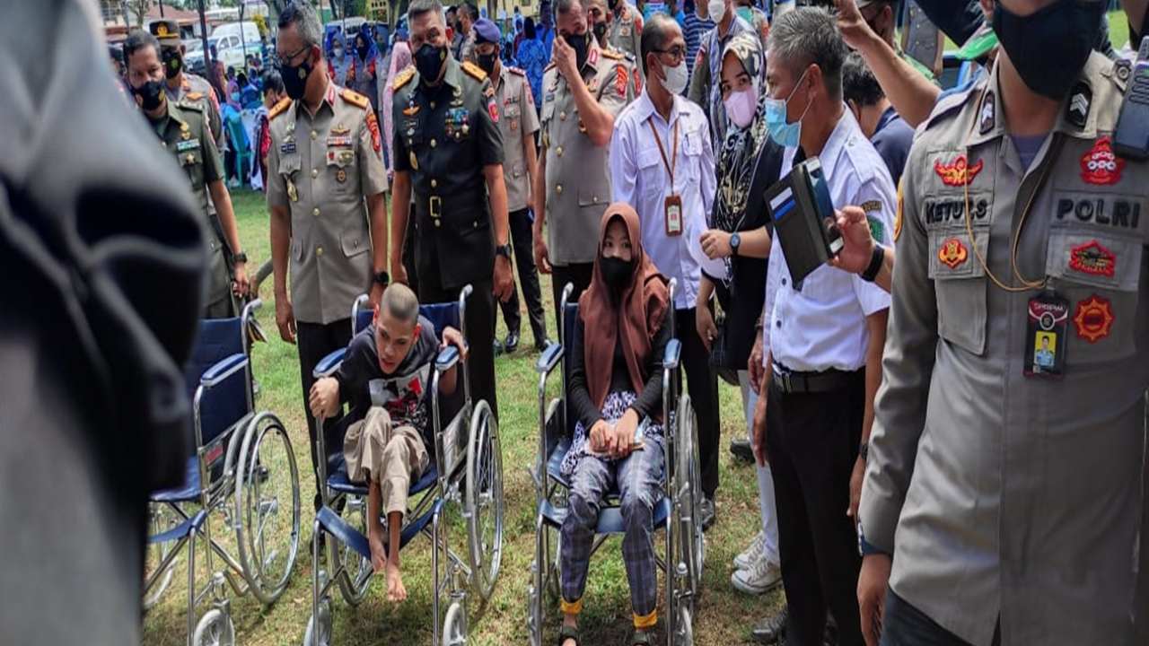 Bupati Konawe Sambut Gembira Alat Bantu Disabilitas dari Kemensos