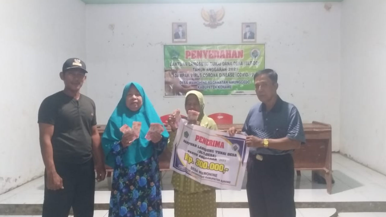 Pemdes Wawohine Salurkan BLT-DD Kepada 20 KPM
