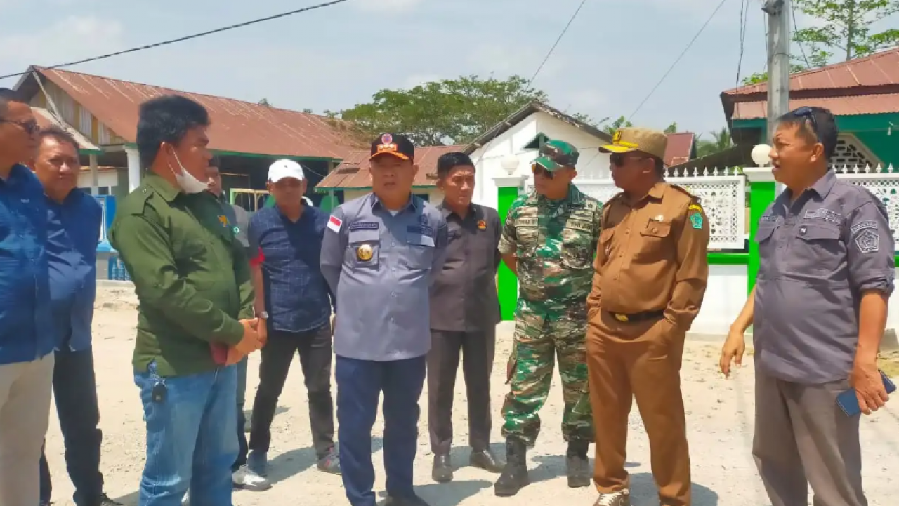 Tinjau Pembangunan Jalan di Kapoiala, Pj Buputi Konawe Upayakan Tuntas 2024