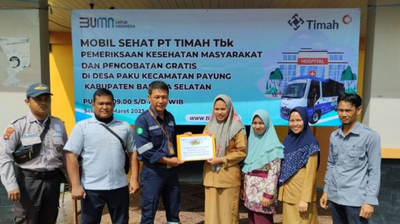 Mobil Sehat PT Timah Tbk Hadir di Desa Paku, Berikan Pelayanan Kesehatan Bagi Masyarakat