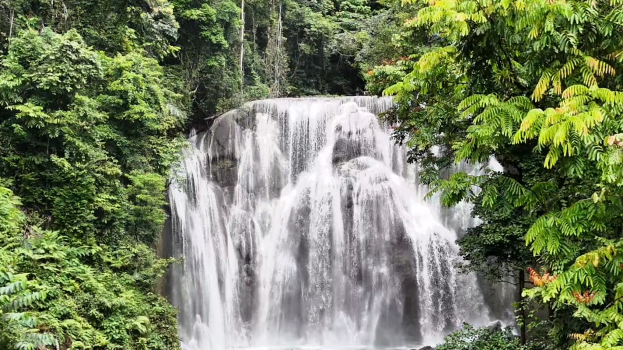 POTENSI WISATA AIR TERJUN KANDAWU - N'DAWUNA