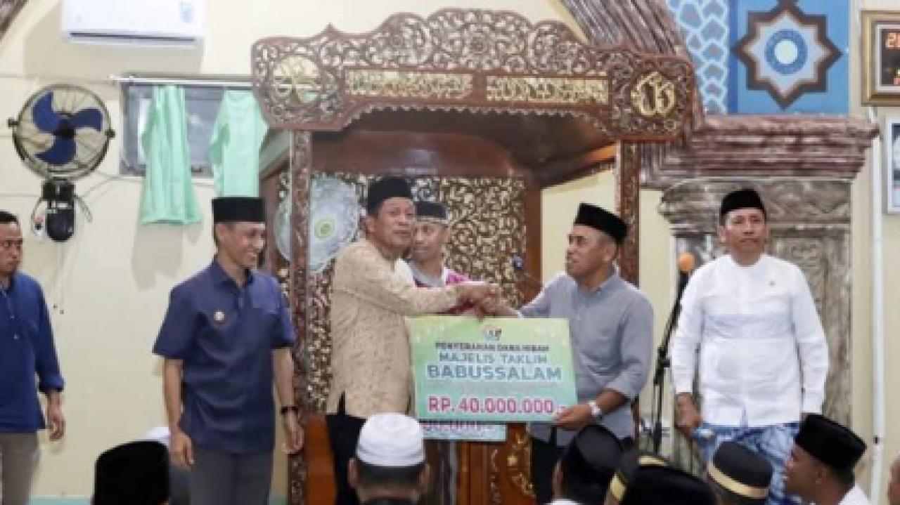 Safari Ramadan di Kampung Kelahirannya Tomia, Begini Pesan Wakil Gubernur Sultra