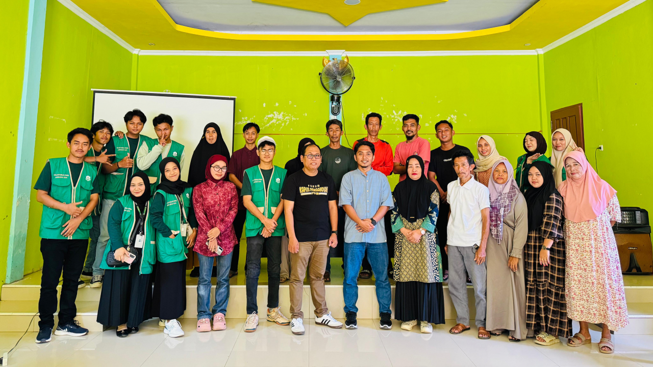 PELATIHAN ADMIN MEDSOS, PEMBUATAN VIDEO EDUKATIF DAN INFOGRAFIS DI DESA BUKIT TINGGI