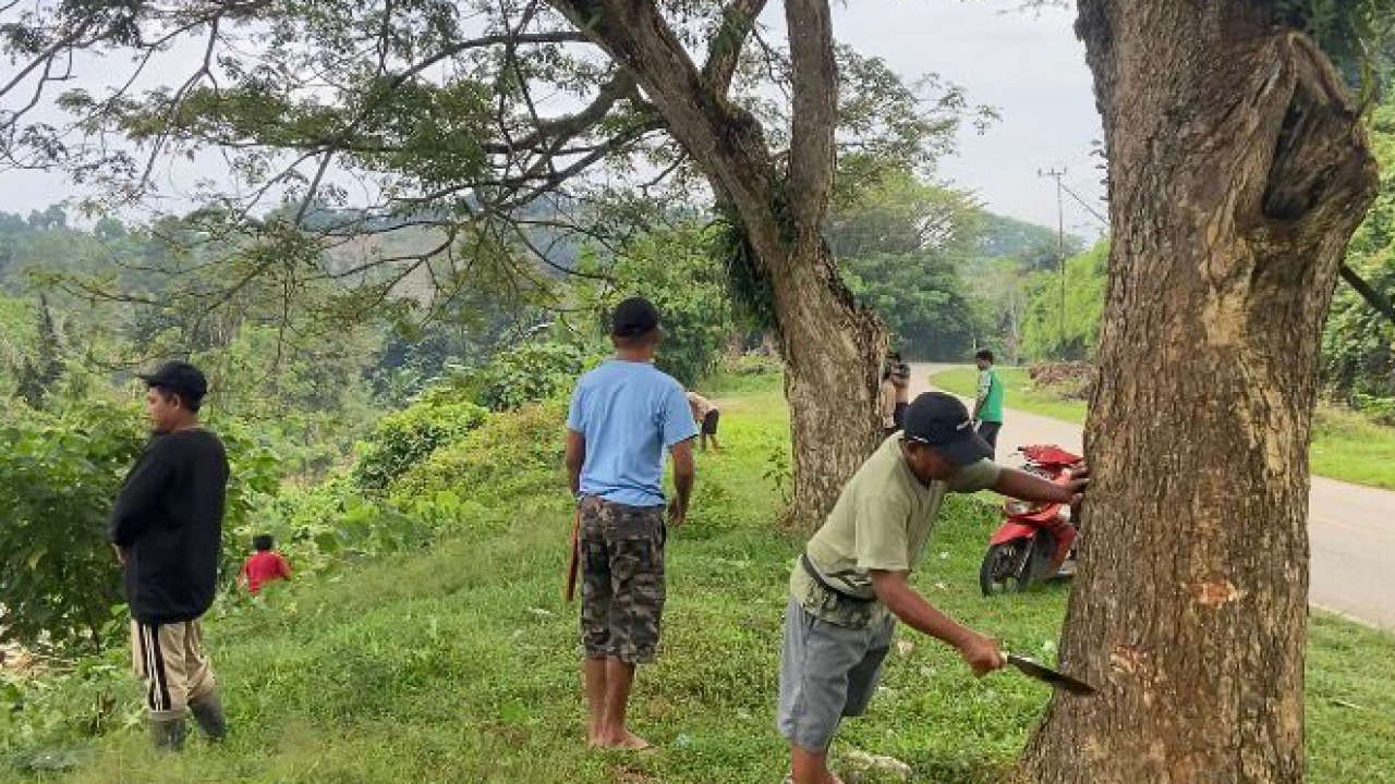 BERSATU MEMBANGUN BERSAMA MERAWAT KEBERSAMAAN