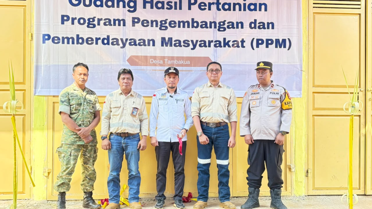 Dukung Ketahanan Pangan Desa Tambakua, PT Kembar Emas Sultra Resmikan Gudang Hasil Pertanian Program PPM