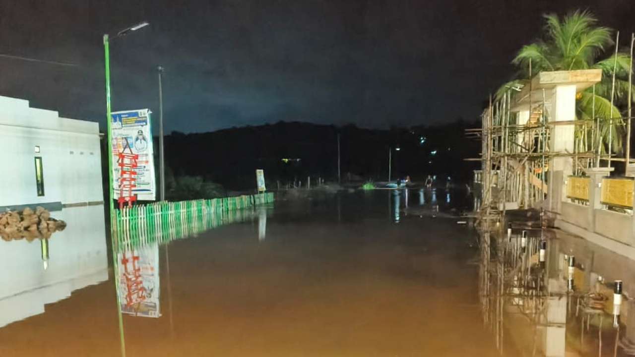 Desa Tambakua Dikepung Banjir, Air Mulai Masuk ke Wilayah Perkantoran