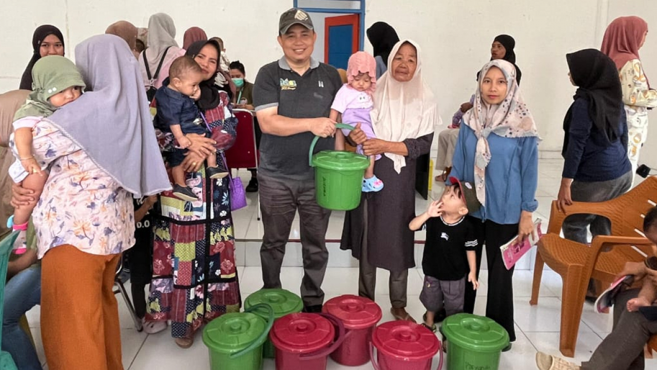 Posyandu Tababu Selalu Ramai, Berkat Inovasi "Ember Posyandu" Lurah Hasrul