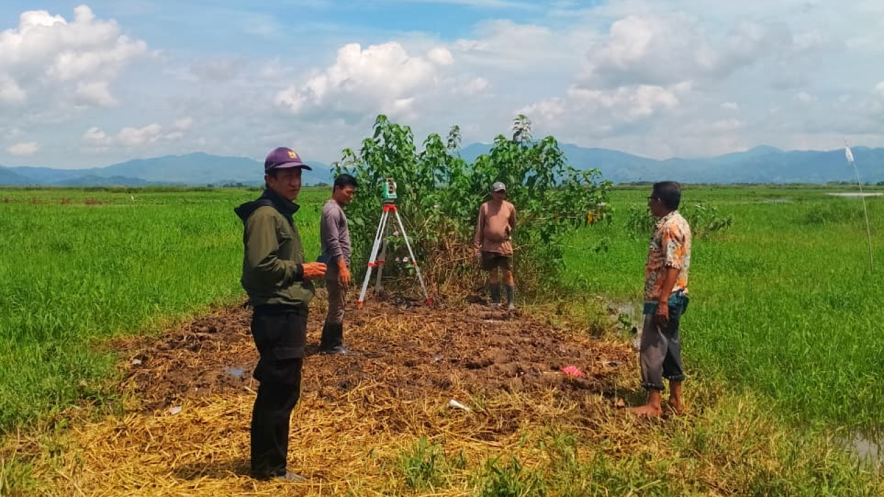 Pengukuran Volume Normalisasi Sungai Teratai