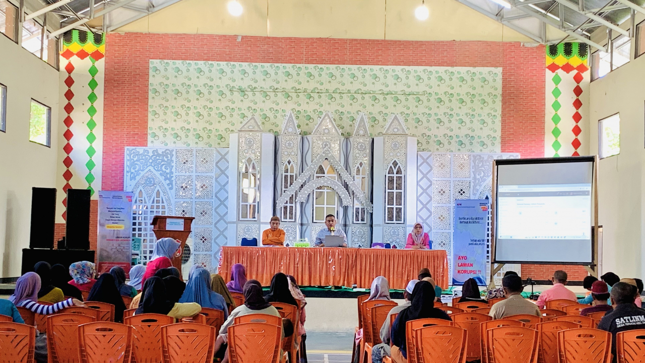 Desa Teratai: EVALUASI PENERIMA HONOR/INSENTIF DI LINGKUNGAN PEMERINTAH DESA TERATAI