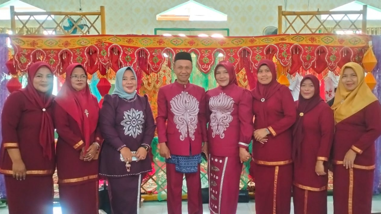 Tim Penggerak PKK Kecamatan Tabongo Turut Memeriahkan Peringatan Maulid Nabi Muhammad SAW 1447 H