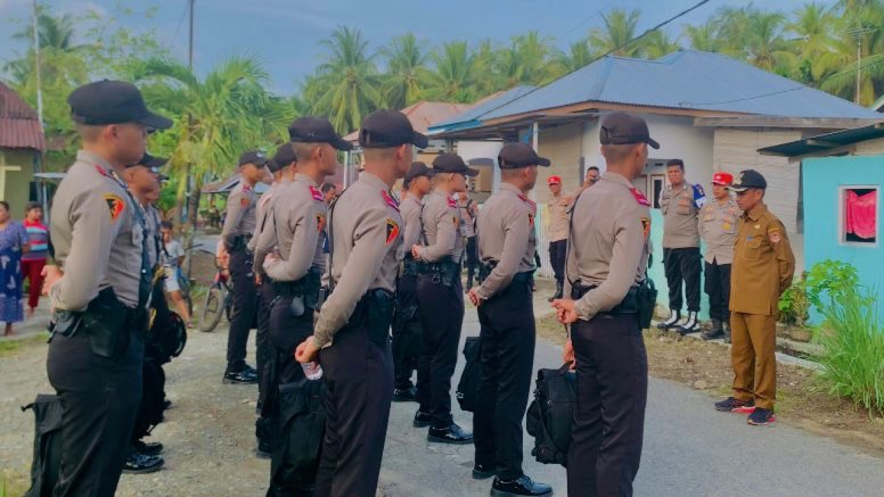 Bakti Sosial Siswa Diktukba Angkatan 53 di Desa Teratai