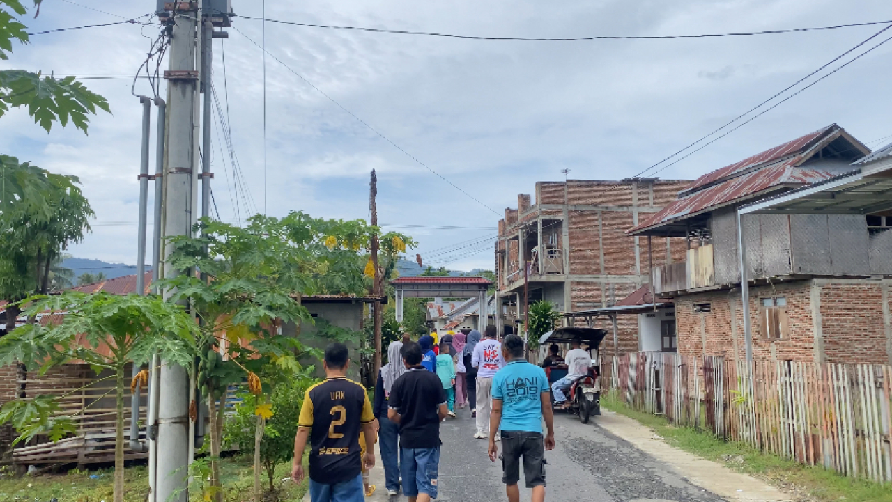 Jalan Sehat Desa Teratai: Sehat dan Eratkan Silaturahmi