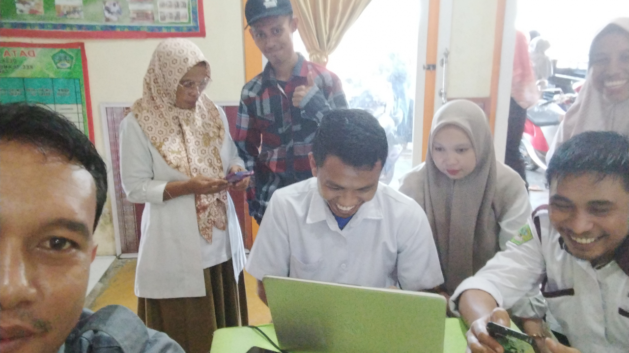 Pelatihan DIGIDES Desa Piloliyanga menuju Desa Maju
