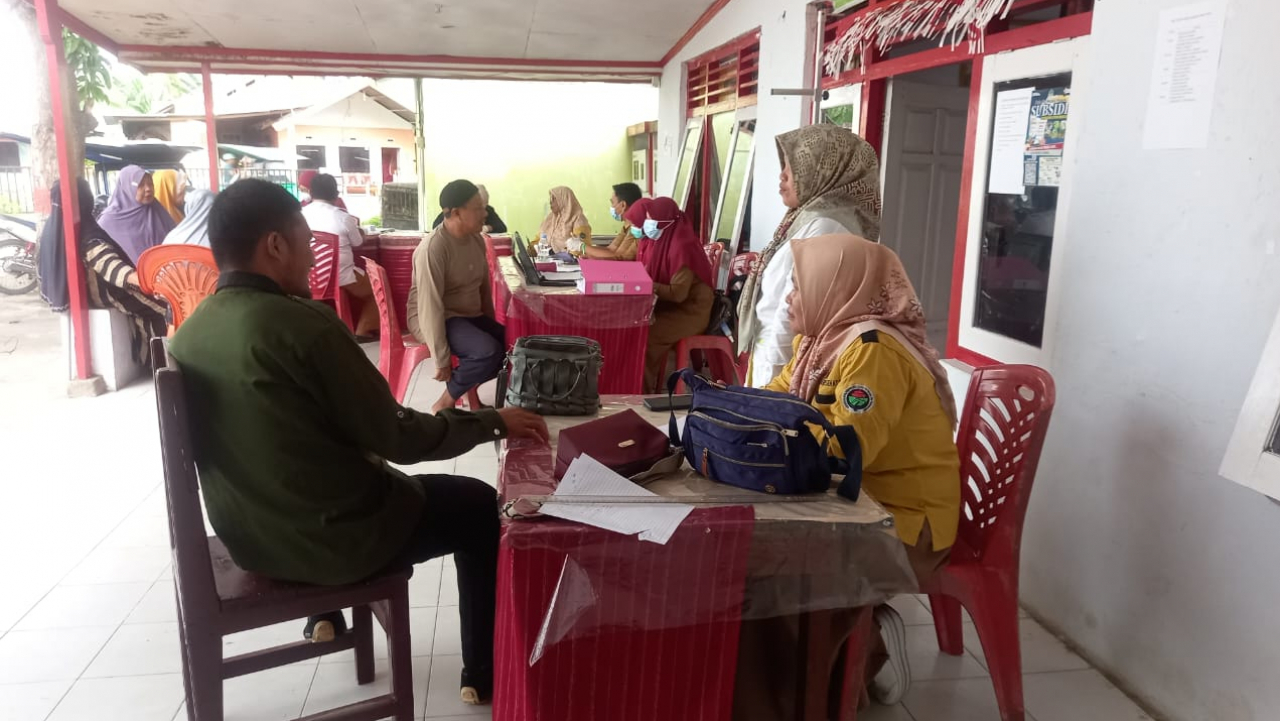 Pengobatan Gratis Pekan Perkasa yang dilaksanakan oleh Puskesmas Tilamuta dan Pemerintah Desa