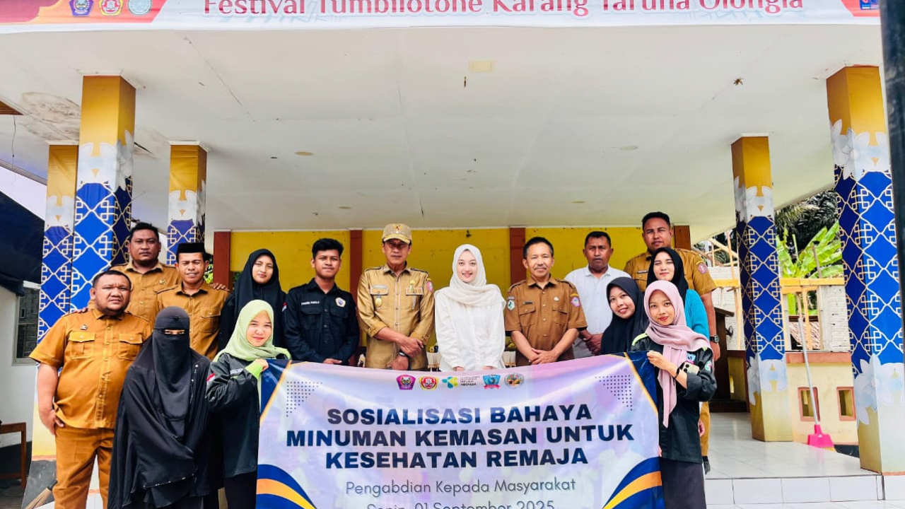 Bahaya Minuman Kemasan bagi Kesehatan Remaja: Sosialisasi di Desa Sipayo