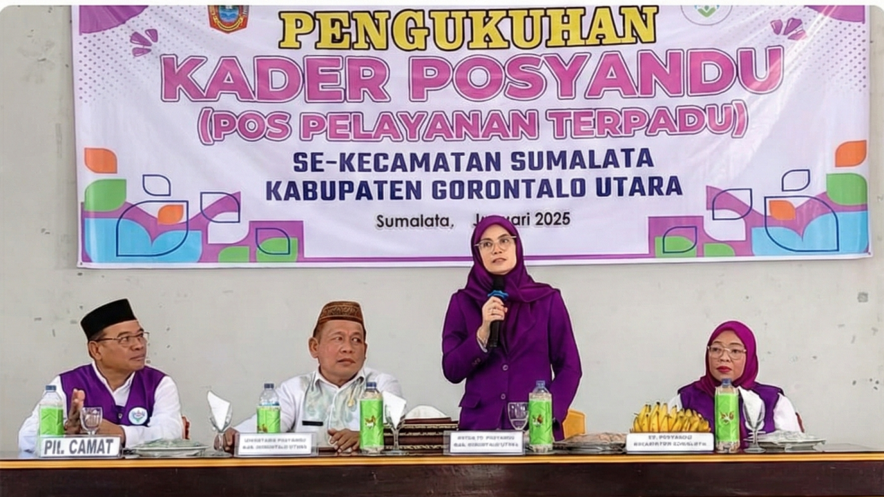Perkuat Garda Terdepan Kesehatan Desa, Ratusan Kader Posyandu Se-Kecamatan Sumalata Resmi Dikukuhkan