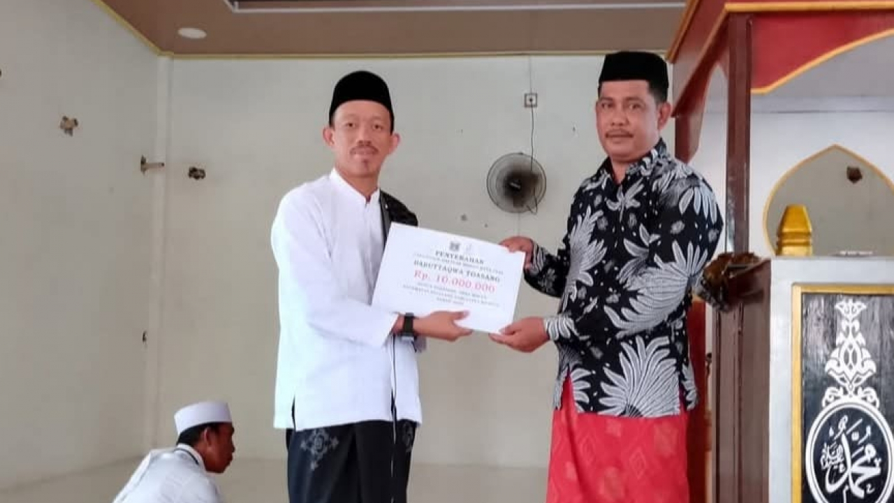 Desa Bonda Salurkan PADes Untuk Masjid se Desa Bonda, Dorong Pembangunan Keagamaan dari Akar.