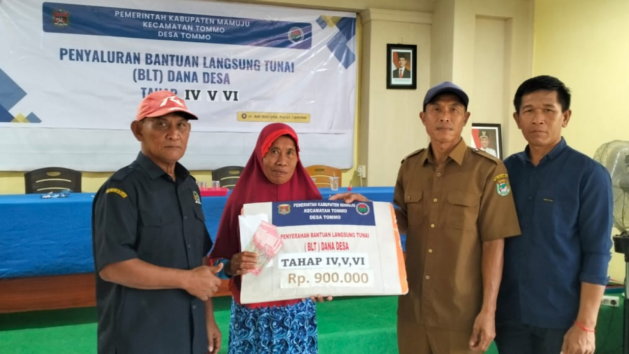 Penyaluran BLT Desa Tommo Periode April-Juni 2025 Dilaksanakan dengan Lancar