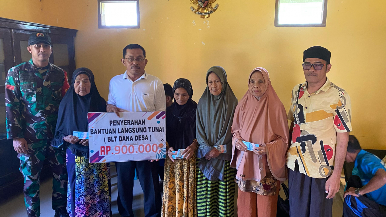 Penyaluran BLT di Desa Dungkait Prioritaskan Warga yang Memenuhi Kriteria dan Belum Pernah Menerima Bantuan
