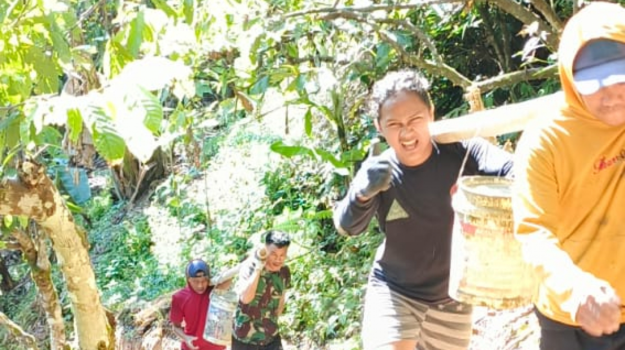Pembangunan Jalan Rabat Beton: Akses Kuburan Umum Lebih Mudah