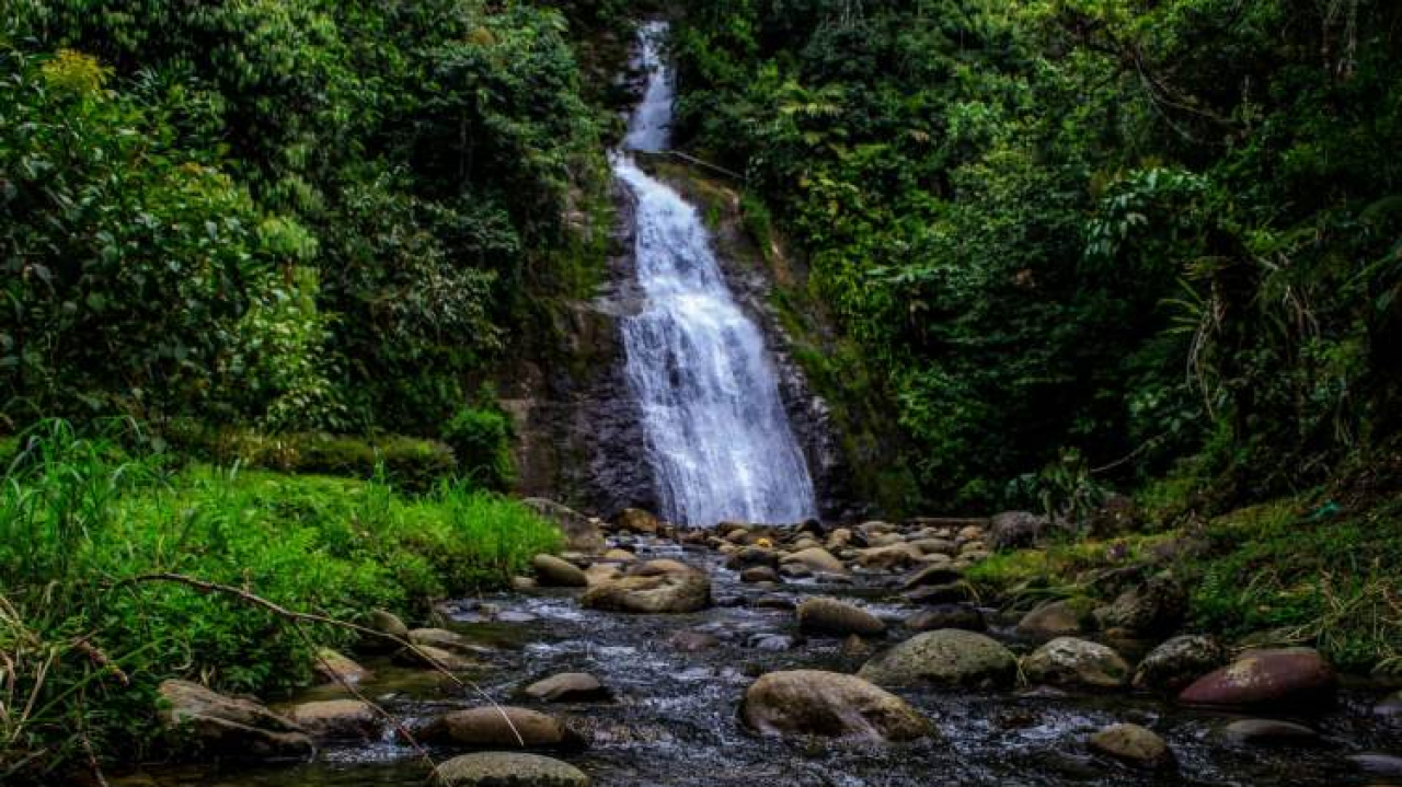 Air Terjun Sarambu Liawan
