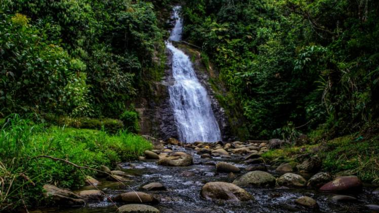Air Terjun Sarambu Liawan